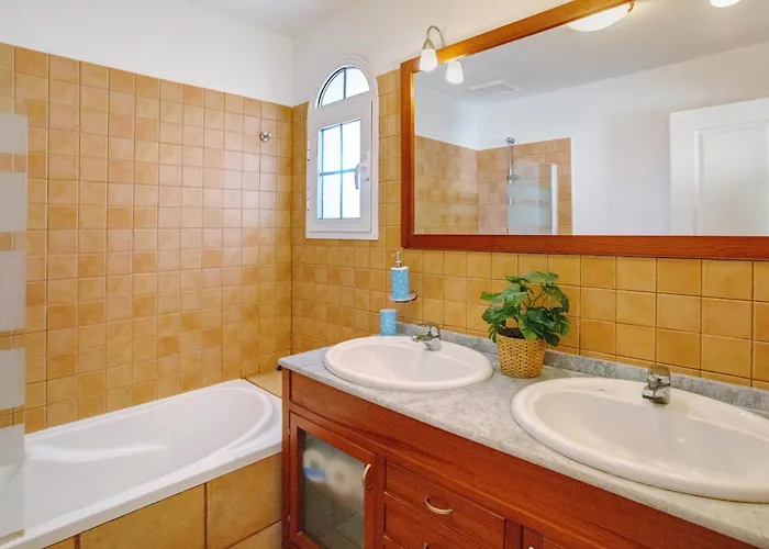 Casa Alicia 펜션 칼레타데푸스테